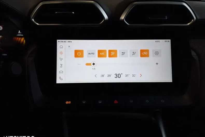 MG ZS HEV din 2025 cu 1 km - oferta MG0177824 - foto 22