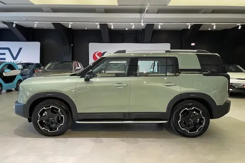 BAIC BJ30 din 2024 cu 2 km - oferta BAI177828 - foto 8