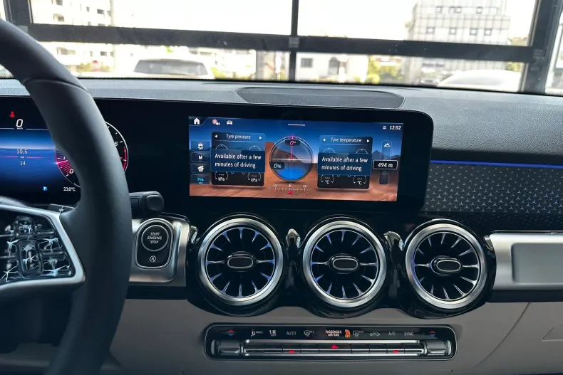 Mercedes-Benz GLB din 2025 cu 19 km - oferta MER177842 - foto 18