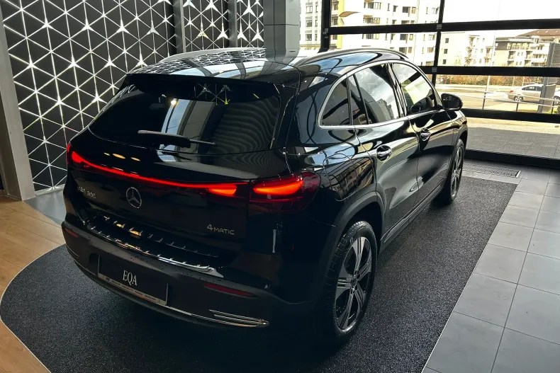 Mercedes-Benz EQA din 2025 cu 4.000 km - oferta MER177847 - foto 5