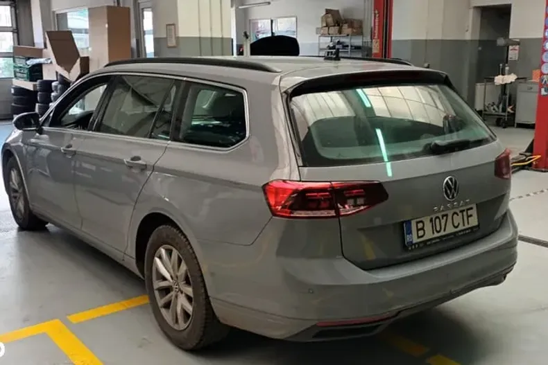 Volkswagen Passat din 2022 cu 62.574 km - oferta VOL177855 - foto 6