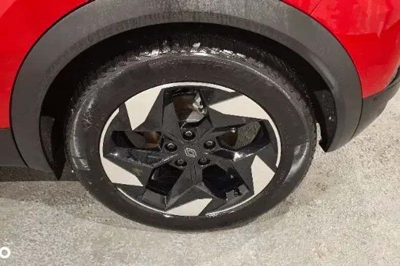 Renault Captur din 2025 cu 5.354 km - oferta REN177865 - foto 7