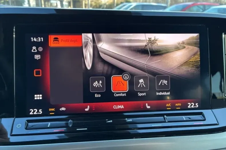 Volkswagen Multivan din 2025 cu 5.000 km - oferta VOL177867 - foto 18