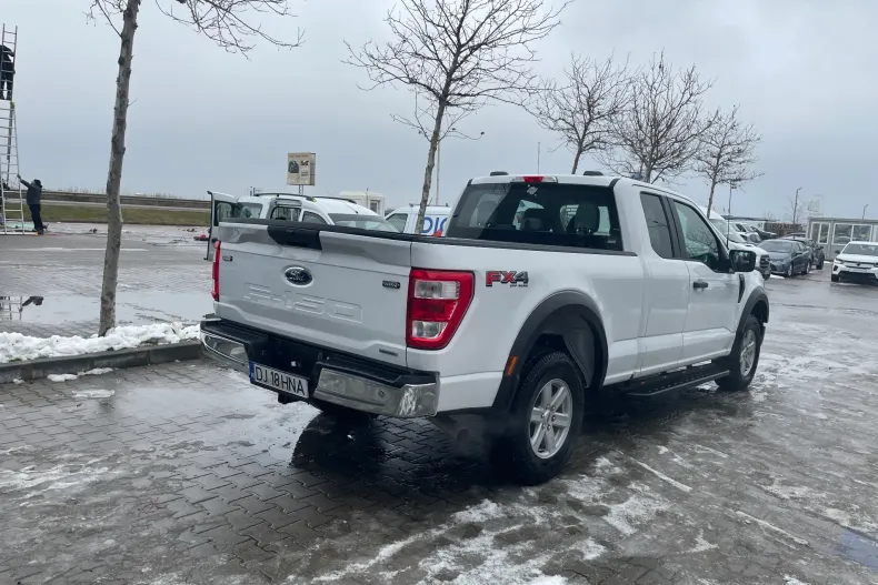 Ford F 150 din 2023 cu 20.450 km - oferta FOR177870 - foto 6