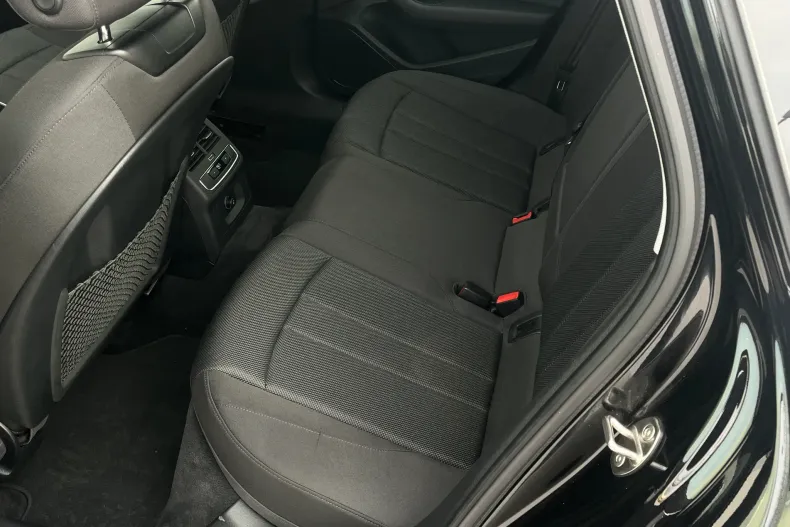 Audi A4 din 2021 cu 63.650 km - oferta AUD177873 - foto 20