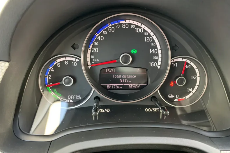 Volkswagen up! din 2022 cu 10.659 km - oferta VOL177876 - foto 12