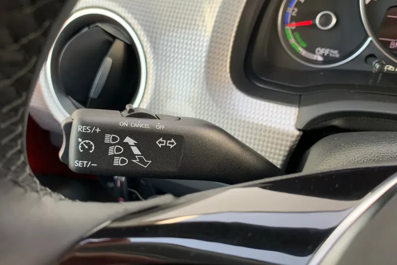 Volkswagen up! din 2022 cu 10.659 km - oferta VOL177876 - foto 13