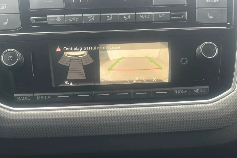 Volkswagen up! din 2022 cu 10.659 km - oferta VOL177876 - foto 18