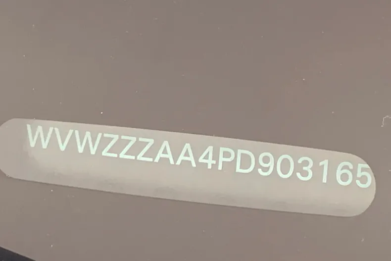 Volkswagen up! din 2022 cu 10.659 km - oferta VOL177876 - foto 22