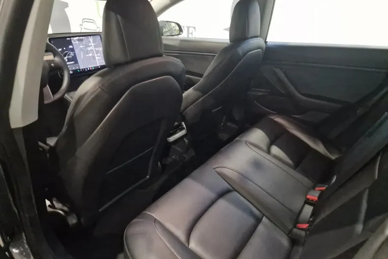 Tesla Model 3 din 2021 cu 124.200 km - oferta TES177878 - foto 14