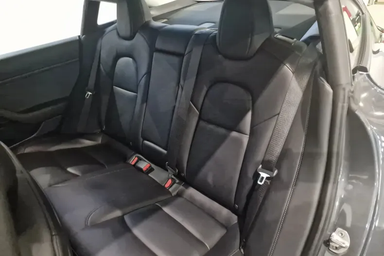 Tesla Model 3 din 2021 cu 124.200 km - oferta TES177878 - foto 17