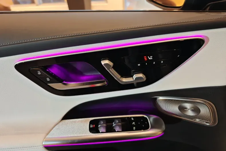 Mercedes-Benz GLC Coupe din 2025 cu 1 km - oferta MER177880 - foto 20