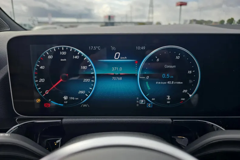 Mercedes-Benz GLA din 2020 cu 70.749 km - oferta MER177888 - foto 12