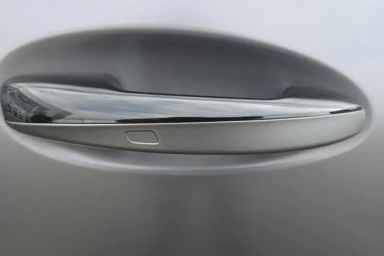 Mercedes-Benz GLA din 2020 cu 70.749 km - oferta MER177888 - foto 32