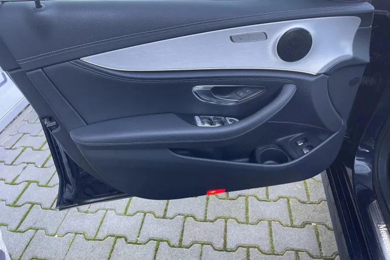 Mercedes-Benz E din 2020 cu 84.183 km - oferta MER177890 - foto 10
