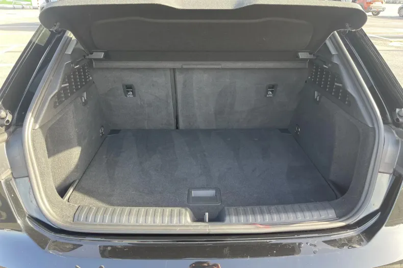 Audi A3 din 2022 cu 72.790 km - oferta AUD177892 - foto 22