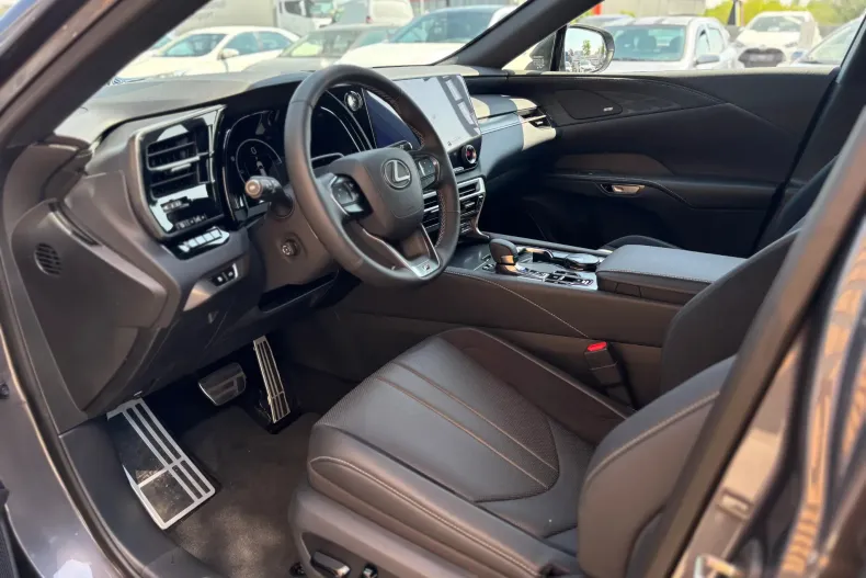 Lexus Seria RX din 2025 cu 400 km - oferta LEX177900 - foto 9