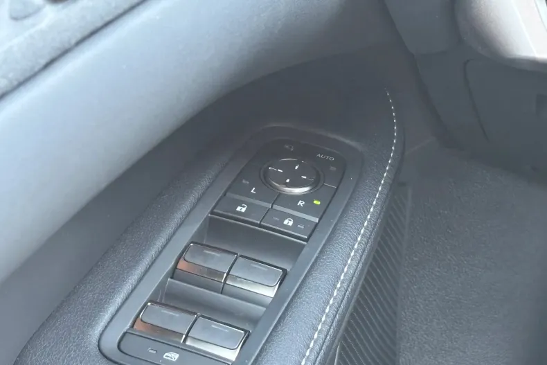 Lexus Seria RX din 2025 cu 400 km - oferta LEX177900 - foto 18