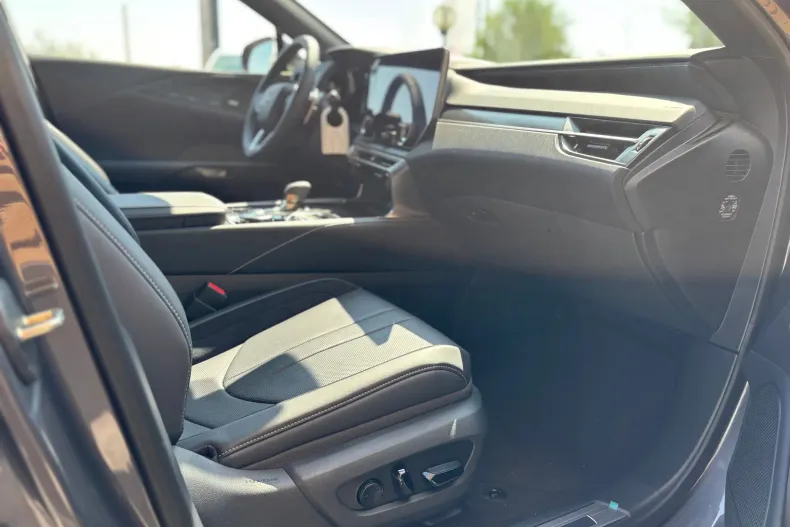 Lexus Seria RX din 2025 cu 400 km - oferta LEX177900 - foto 20