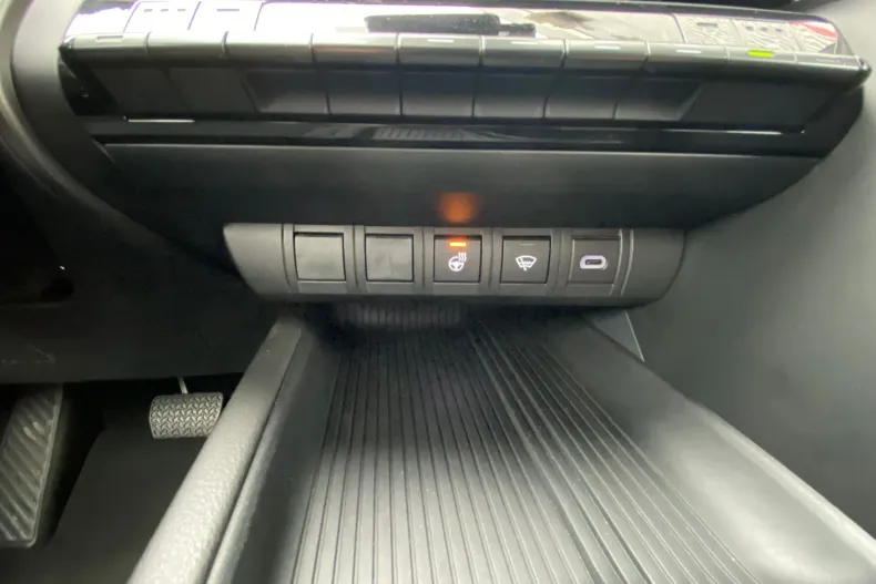 Toyota C-HR din 2025 cu 3.300 km - oferta TOY177903 - foto 13