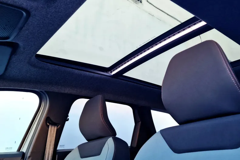 Dacia Bigster din 2025 cu 5.000 km - oferta DAC177909 - foto 12