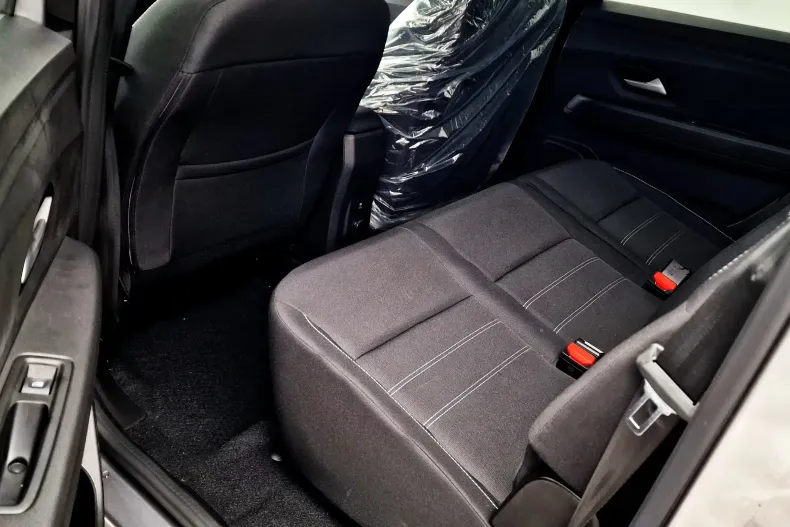 Dacia Jogger din 2024 cu 20 km - oferta DAC177910 - foto 12