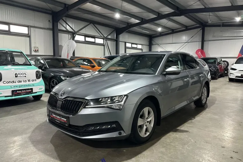 Skoda Superb din 2020 cu 152.072 km - oferta SKO177911 - foto 1