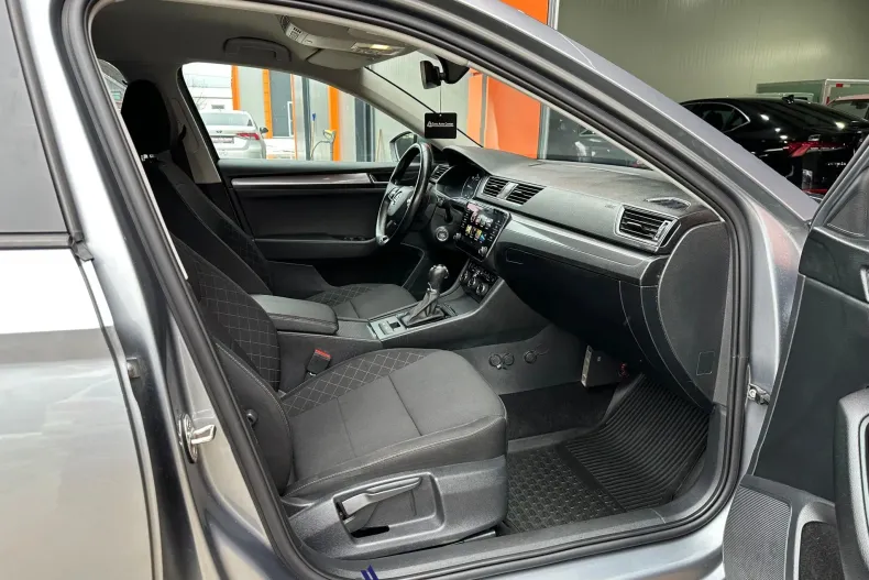 Skoda Superb din 2020 cu 152.072 km - oferta SKO177911 - foto 12