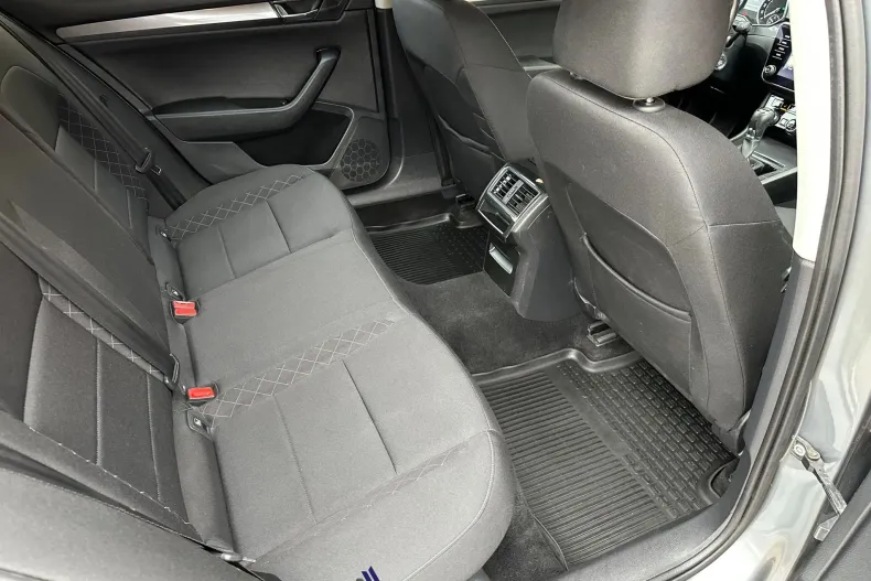 Skoda Superb din 2020 cu 152.072 km - oferta SKO177911 - foto 17