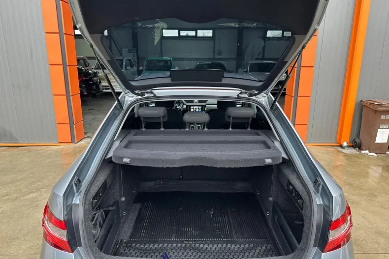 Skoda Superb din 2020 cu 152.072 km - oferta SKO177911 - foto 18