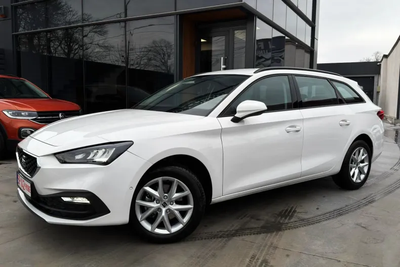 Seat Leon din 2025 cu 7.939 km - oferta SEA177915 - foto 3