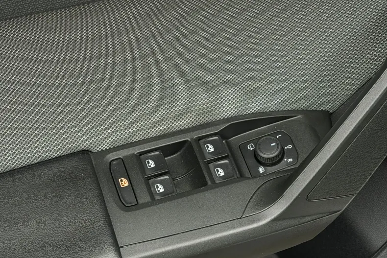 Seat Leon din 2025 cu 7.939 km - oferta SEA177915 - foto 20