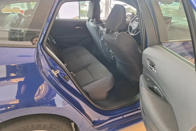 Toyota Corolla din 2025 cu 0 km - oferta TOY177919 - foto 13