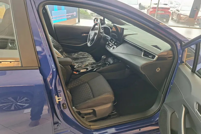 Toyota Corolla din 2025 cu 0 km - oferta TOY177919 - foto 14