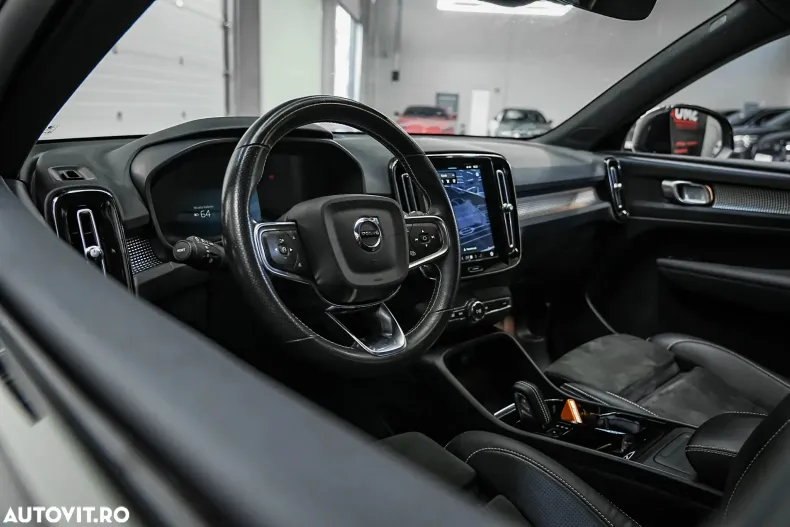 Volvo XC40 din 2021 cu 154.314 km - oferta VOL177923 - foto 4