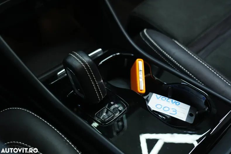 Volvo XC40 din 2021 cu 154.314 km - oferta VOL177923 - foto 35