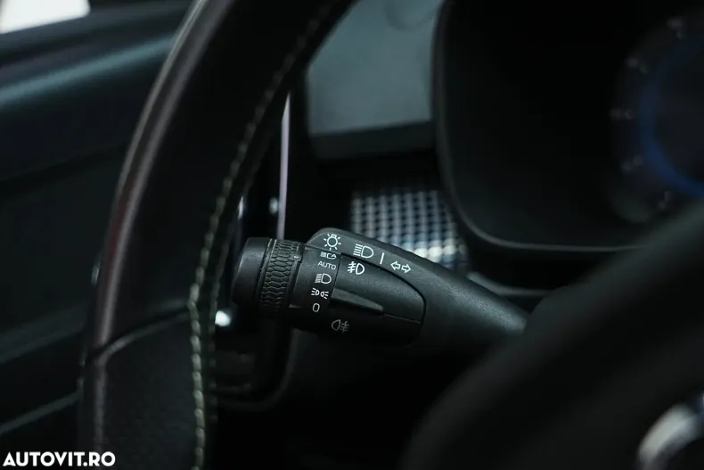 Volvo XC40 din 2021 cu 154.314 km - oferta VOL177923 - foto 37