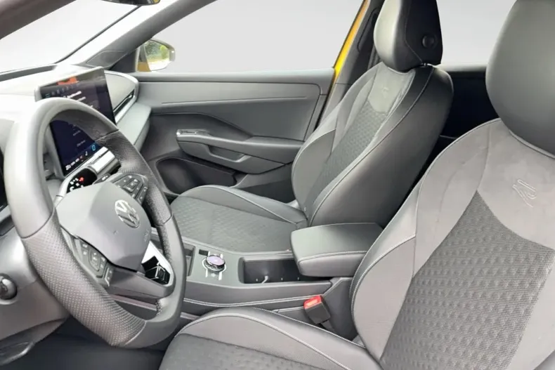 Volkswagen T-Roc din 2025 cu 10.000 km - oferta VOL177935 - foto 8