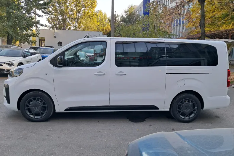 Citroën SpaceTourer din 2025 cu 1 km - oferta CIT177936 - foto 5