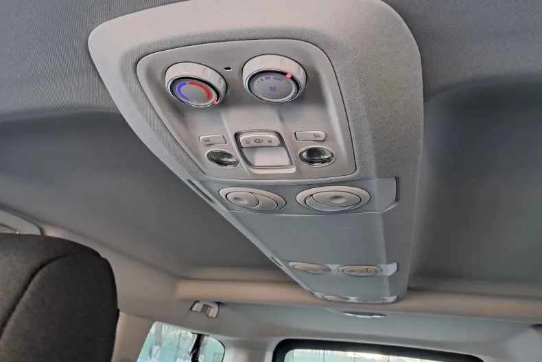 Citroën SpaceTourer din 2025 cu 1 km - oferta CIT177936 - foto 38