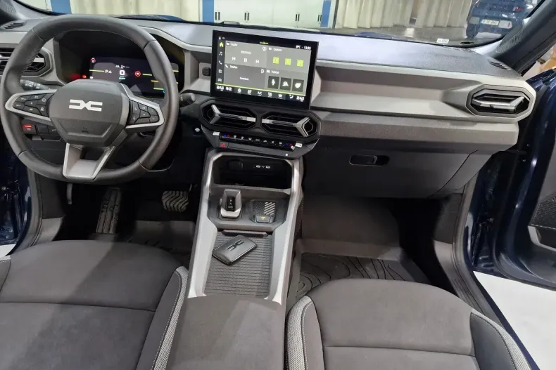 Dacia Bigster din 2025 cu 3.053 km - oferta DAC177938 - foto 3