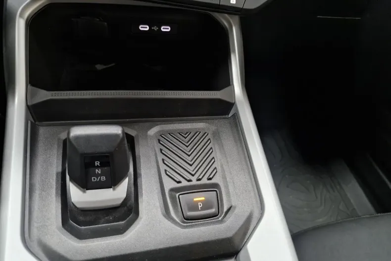 Dacia Bigster din 2025 cu 3.053 km - oferta DAC177938 - foto 8