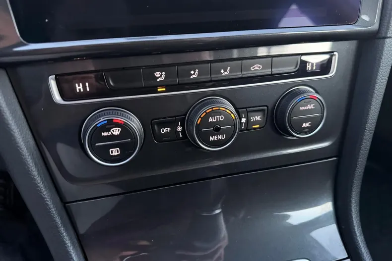 Volkswagen Golf din 2020 cu 40.000 km - oferta VOL177939 - foto 23