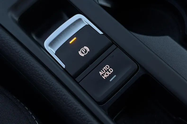 Volkswagen Golf din 2020 cu 40.000 km - oferta VOL177939 - foto 24