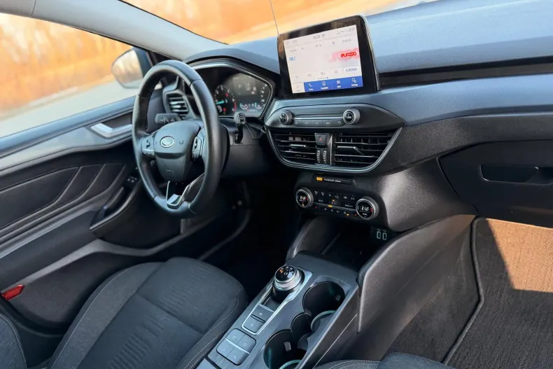 Ford Focus din 2021 cu 110.000 km - oferta FOR177941 - foto 32