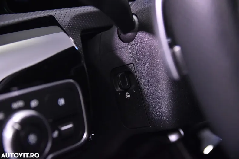 Mercedes-Benz CLA (Clasa CLA) din 2024 cu 21.268 km - oferta MER177946 - foto 17