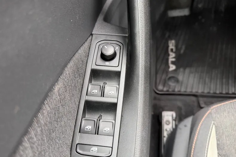 Skoda Scala din 2022 cu 45.600 km - oferta SKO177966 - foto 12