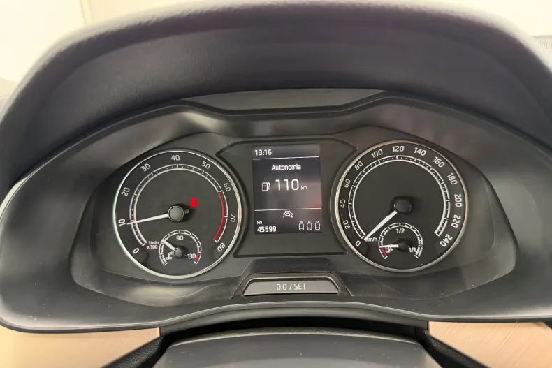 Skoda Scala din 2022 cu 45.600 km - oferta SKO177966 - foto 17