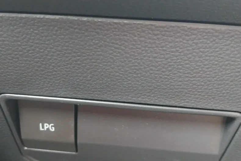 Dacia Duster din 2025 cu 6 km - oferta DAC177973 - foto 12