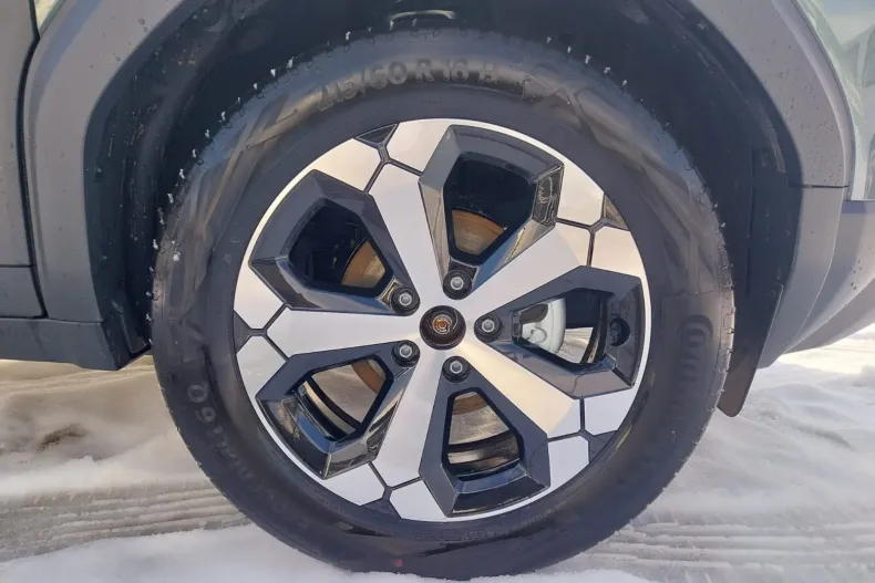 Dacia Duster din 2025 cu 4 km - oferta DAC177974 - foto 3